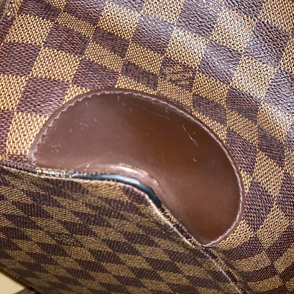 Louis Vuitton Hampstead *Additional Pics* - Picture 3 of 8